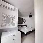 Sunshine Court No 60